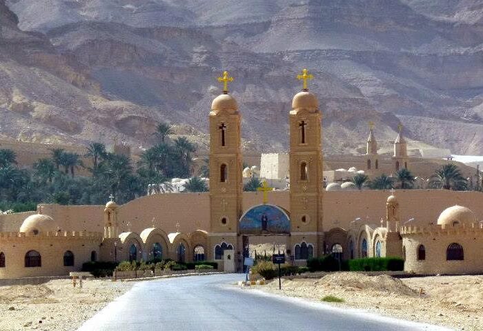 Koptische Klöster St. Antonius und St. Paulus privater Tagesausflug von Hurghada