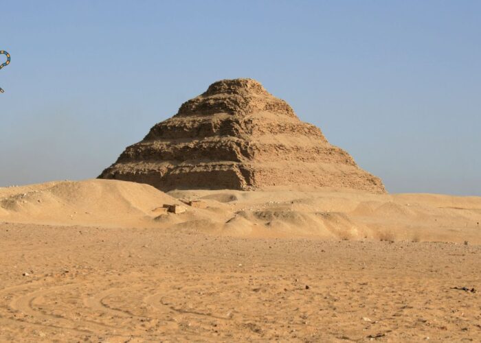 Stufenpyramide von Djoser mit Zwei Tage privater Kairo Ausflug Flugzeug | Exklusive Private Zweitägige Busreise nach Kairo