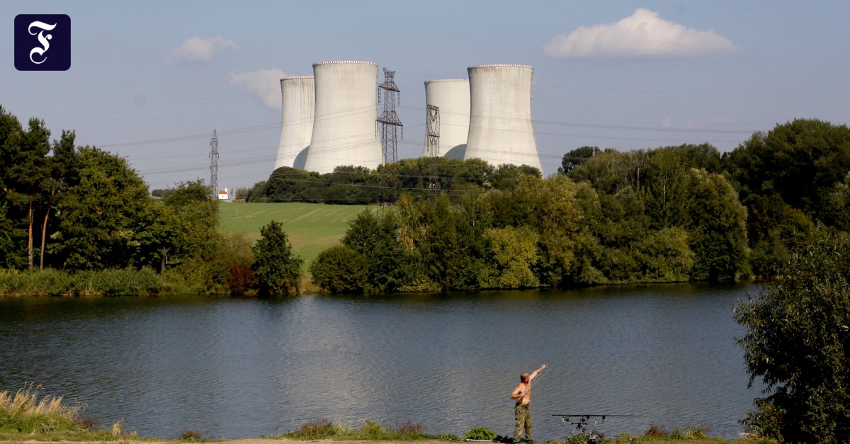 Prag will jetzt vier neue Atomreaktoren bestellen